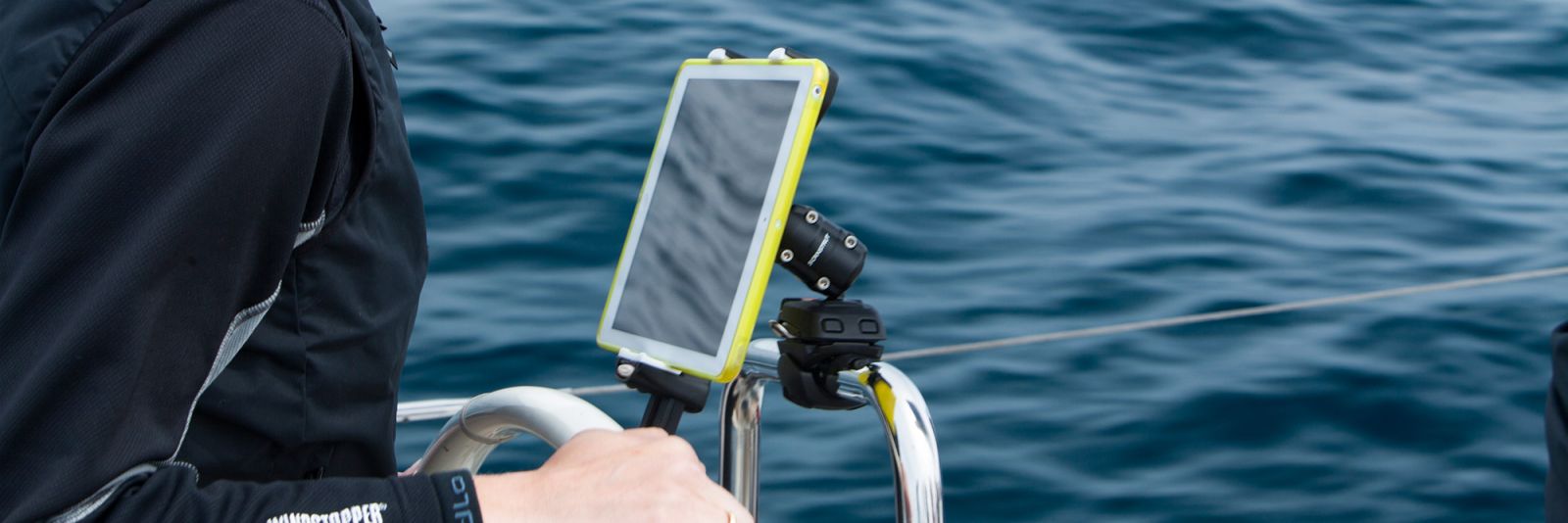 How to use a tablet or phone as a chartplotter