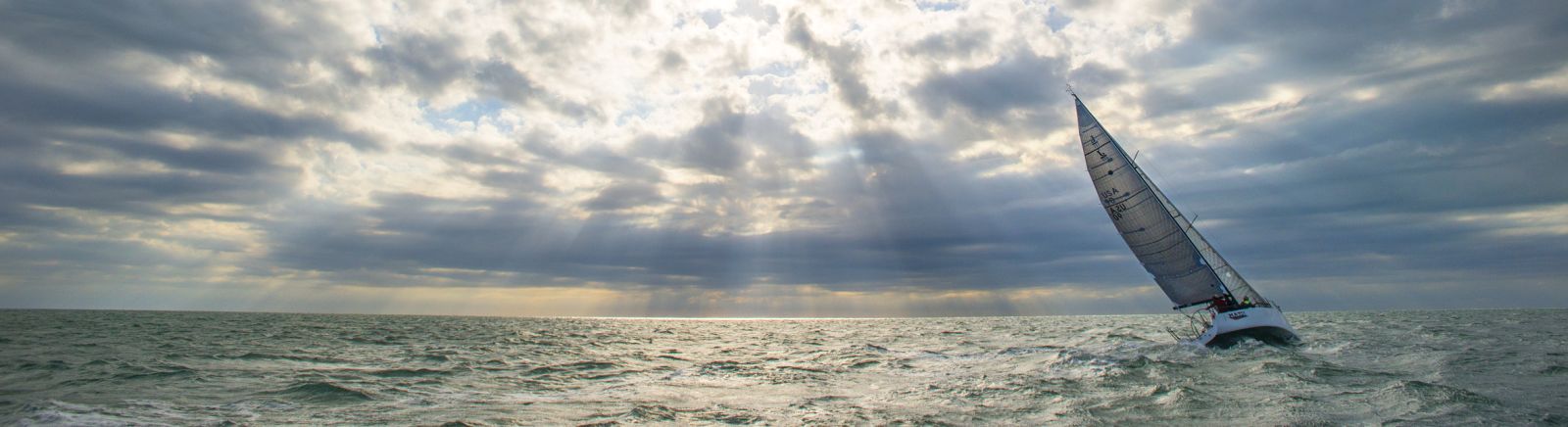 Sailing Banner