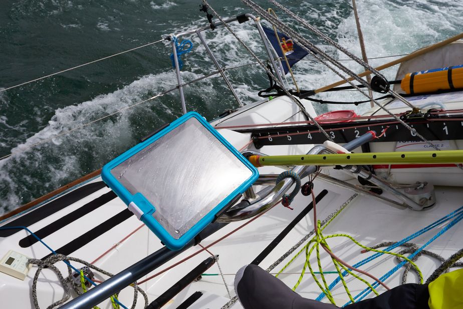 How to use a tablet or phone as a chartplotter