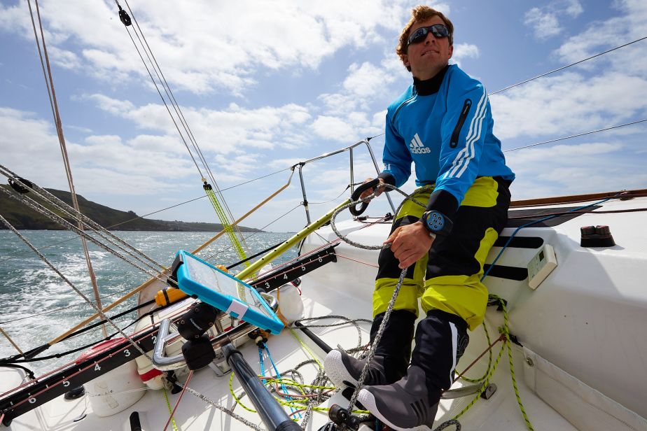 How to use a tablet or phone as a chartplotter