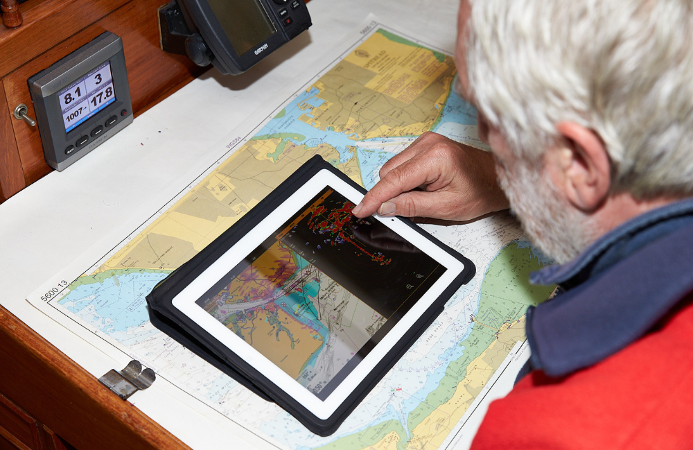 How to use a tablet or phone as a chartplotter