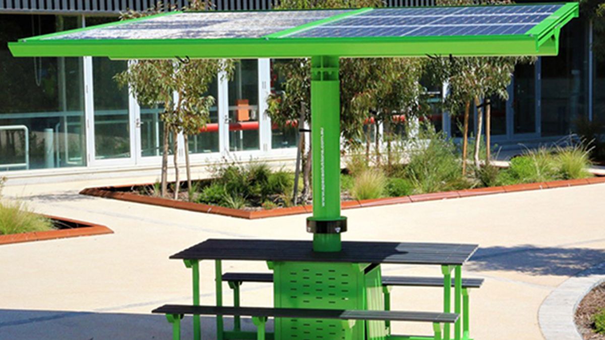 Scanstrut Outdoor Charging Solutions - Waterproof Wireless and USB Charging (12/24V)